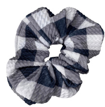 Load image into Gallery viewer, Scrunchies
